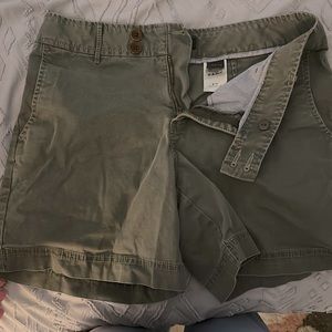 Never worn Eddie Bauer shorts. Good as new!